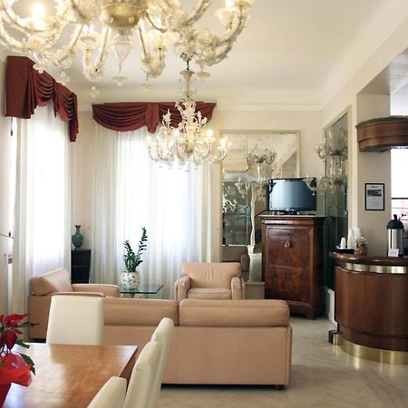 C-Hotels De Rose Palace 佛罗伦萨 外观 照片