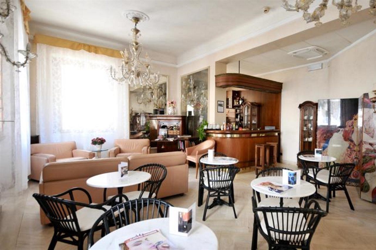 C-Hotels De Rose Palace 佛罗伦萨 外观 照片