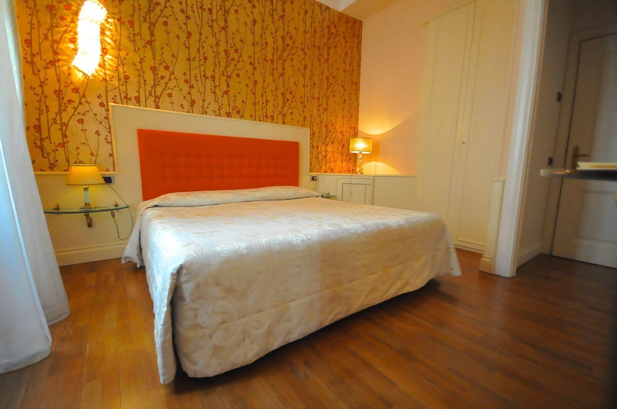 C-Hotels De Rose Palace 佛罗伦萨 外观 照片