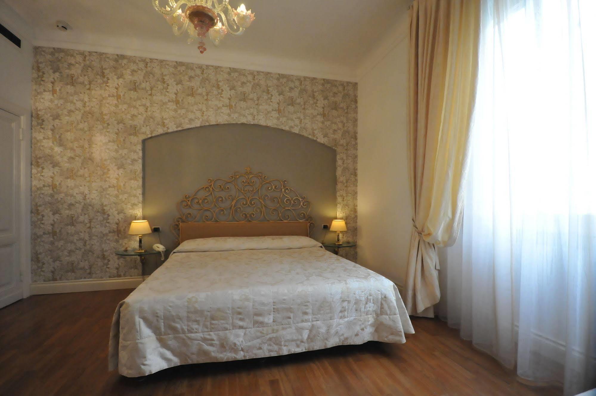 C-Hotels De Rose Palace 佛罗伦萨 外观 照片