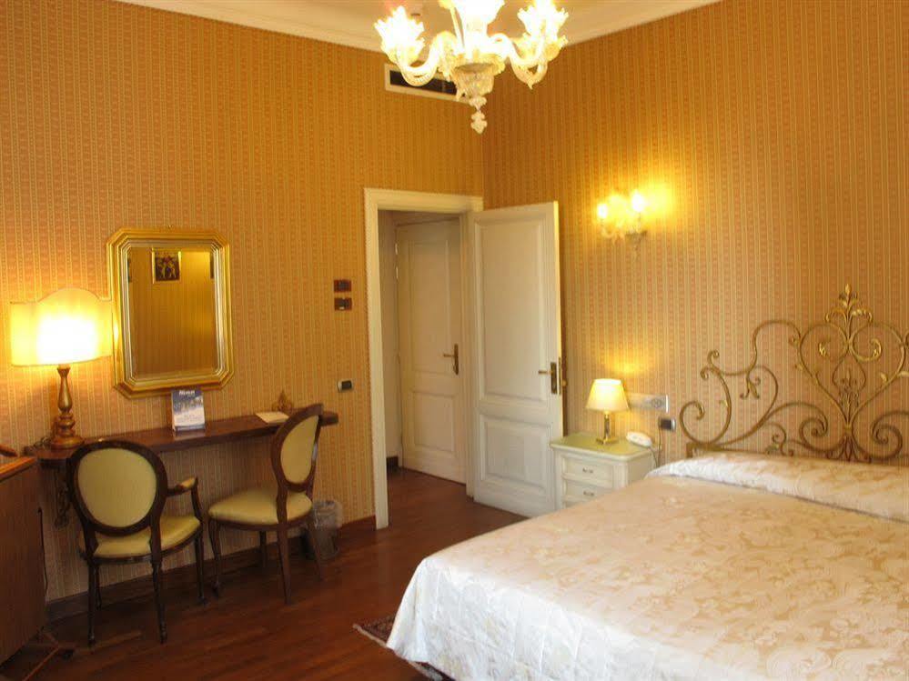 C-Hotels De Rose Palace 佛罗伦萨 外观 照片