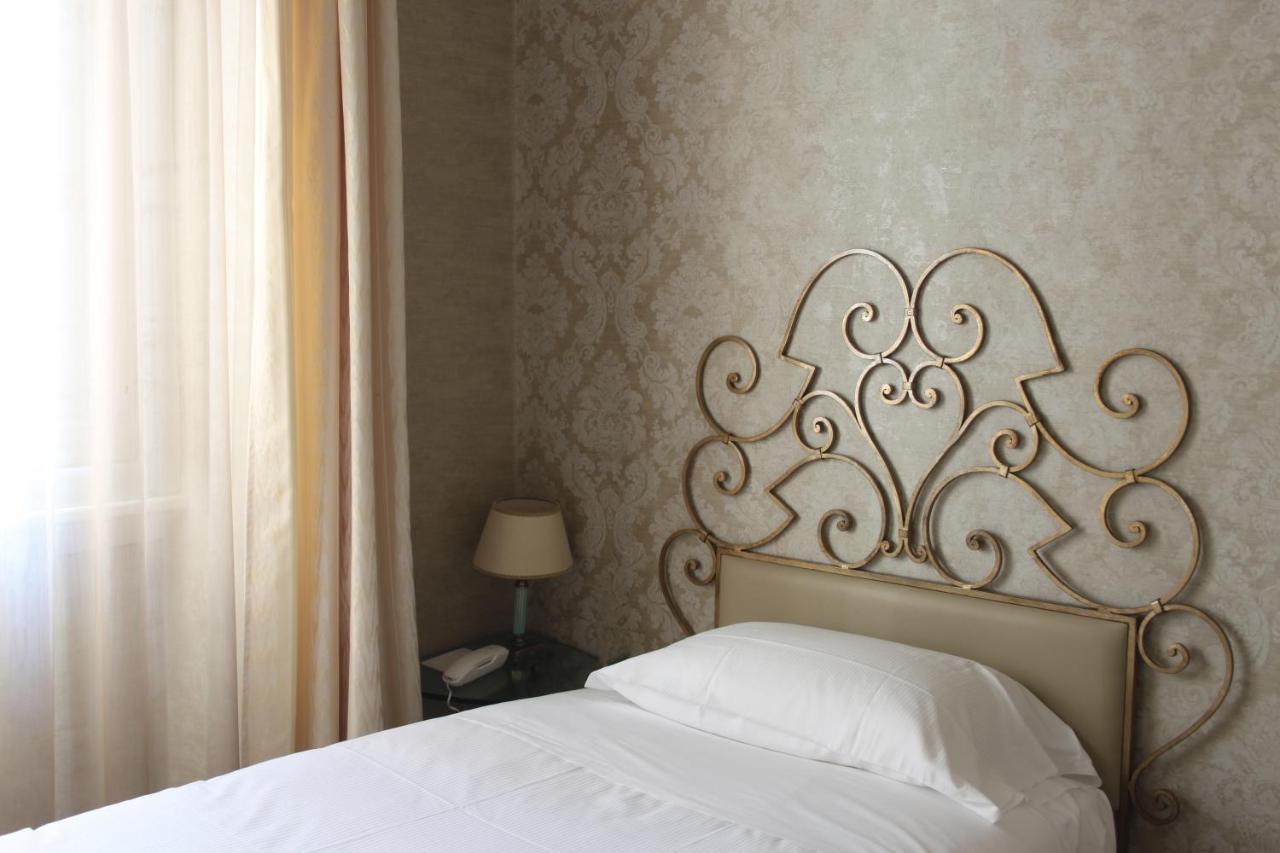 C-Hotels De Rose Palace 佛罗伦萨 客房 照片